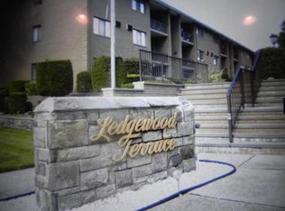 460 Liberty St APT 312, Little Ferry, NJ 07643