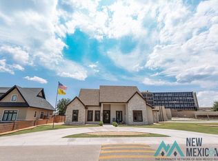 1709 W Riverside Dr, Carlsbad, NM 88220