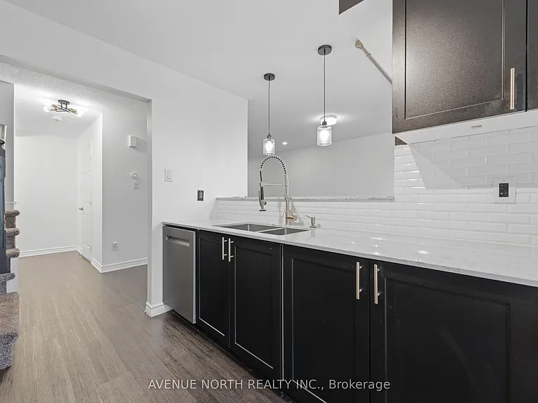 403 Gerardia Ln — Photo 16