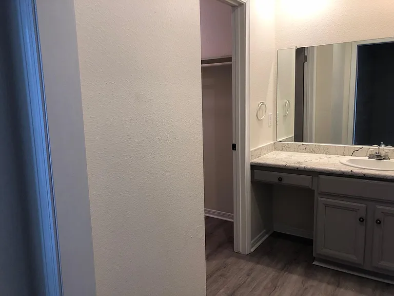 823 N 17th St #823 — Photo 11