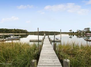 13 Harbor Rd, Aquebogue, NY 11901