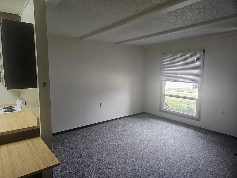 Heritage West Apartments — Photo 6