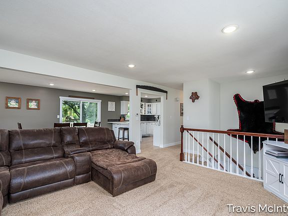 5th image of 8022 Kraft Ave SE