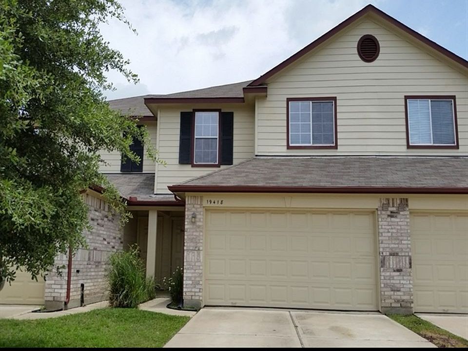 1st image of 19418 Dry Canyon Ct