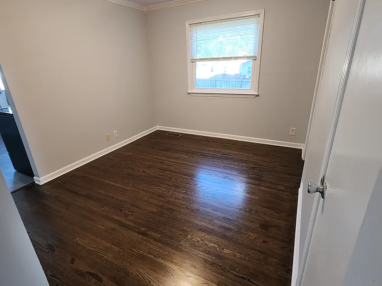 6307 Franklin Dr — Photo 6