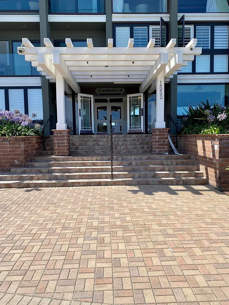 1 bed, 900 sqft, $8,000 — Photo 4