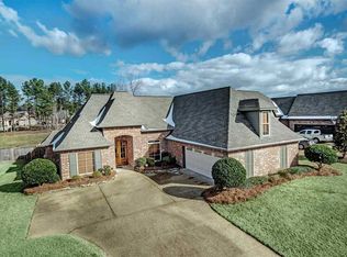 315 Gladeview Pl, Brandon, MS 39047