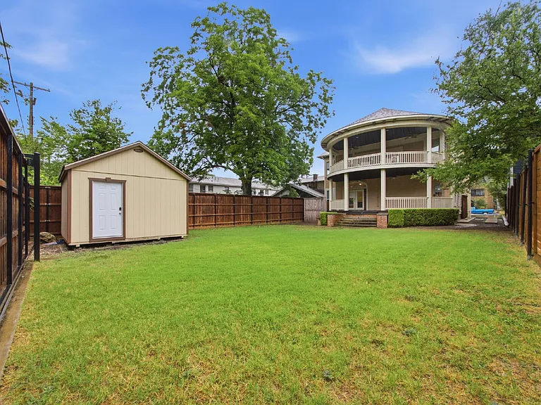 1209 Kings Hwy — Photo 27