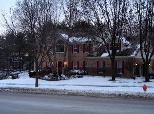 807 E Bailey Rd, Naperville, IL 60565