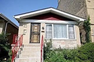 4334 N Kimball Ave photo 1