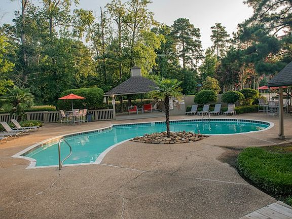 2nd image of 711 Lake Harbour Dr #1061