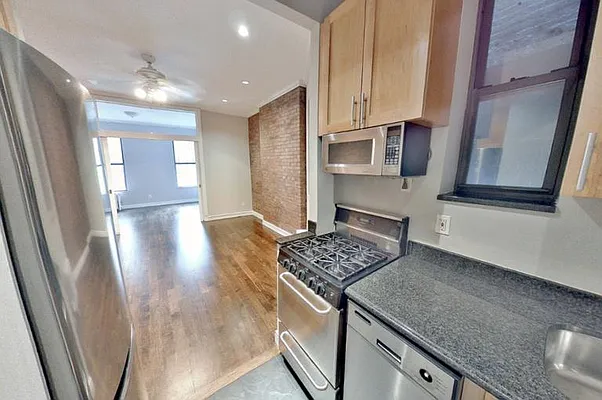 Rented by Centennial Properties NY | media 8