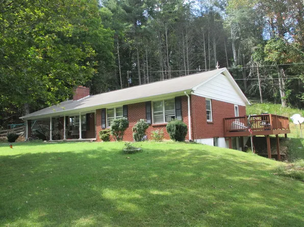 2492 Peach Bottom Rd, Independence, VA 24348