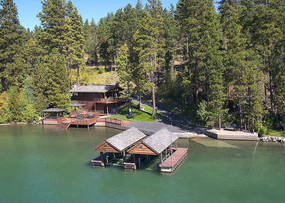 Cabin & Docks