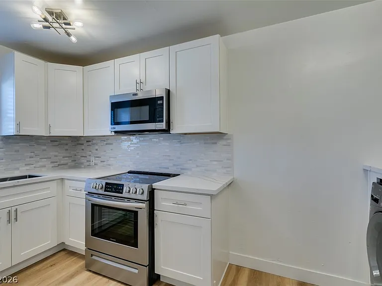 1116 S Casino Center Blvd #2 — Photo 20