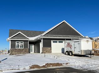 3100 Buttercup Trl, Mankato, MN 56001