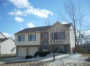 1283 Farmcrest Dr, Union, KY 41091