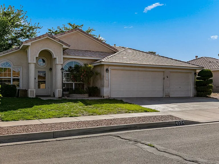 4304 Prairie Hill Pl NW — Photo 2