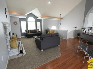 1210 Wildflower Rd, Warrensburg, MO 64093