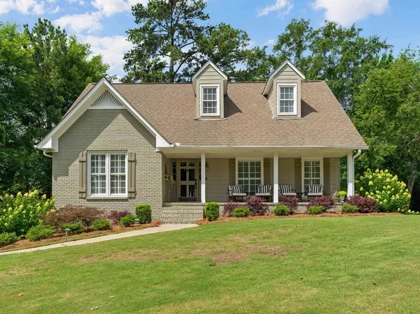 3505 Coventry Dr, Vestavia, AL 35243