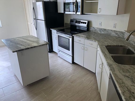 2nd image of 28779 Carmel Way