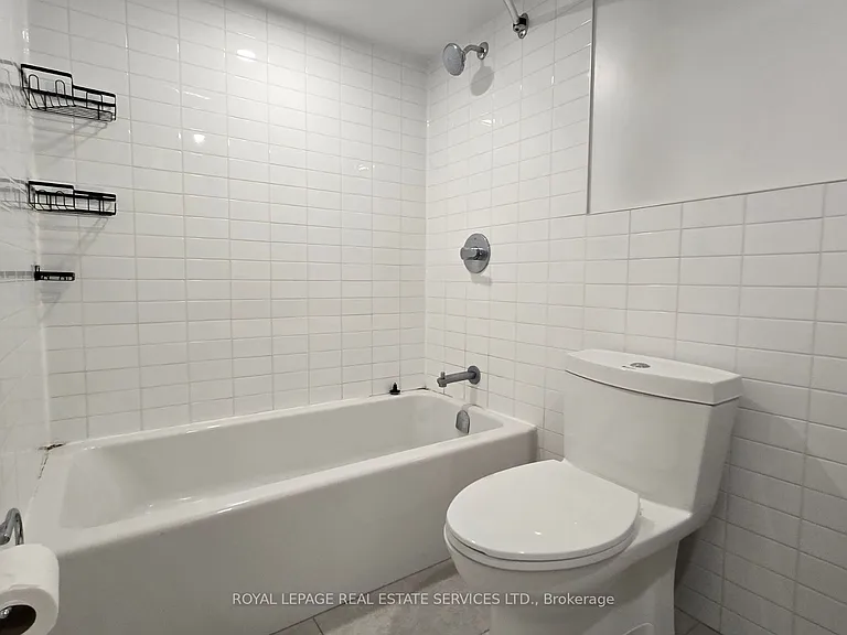 28A 3rd St #1 — Photo 6
