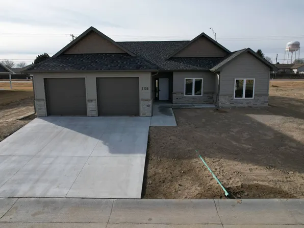 2108 Warrior Dr, Ogallala, NE 69153