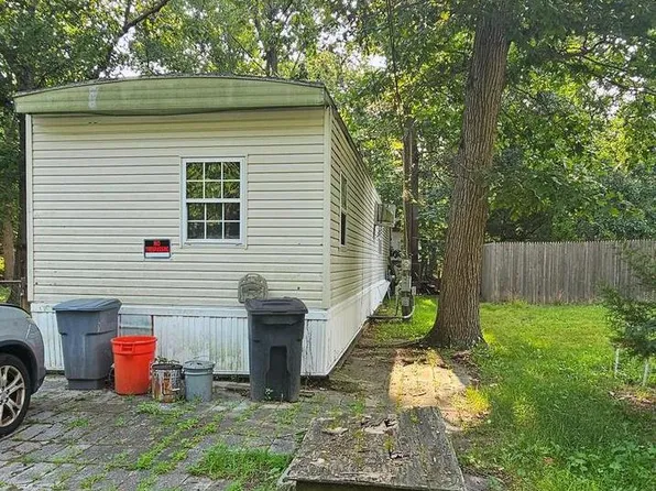 218 Foam Rd, Millville, NJ 08332