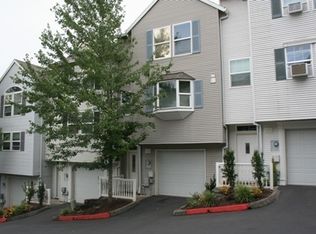 10530 SW Cougar Ln #10530, Beaverton, OR 97008