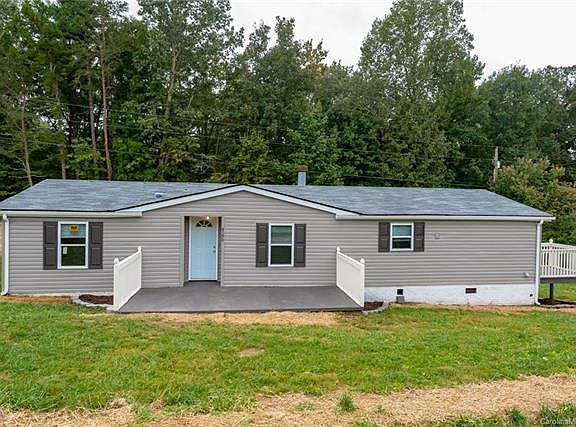 3rd image of 4195 Blue Dove Ln