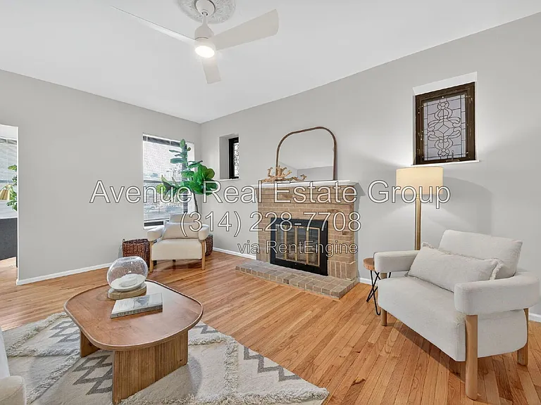 5559 Pershing Ave #1F — Photo 8
