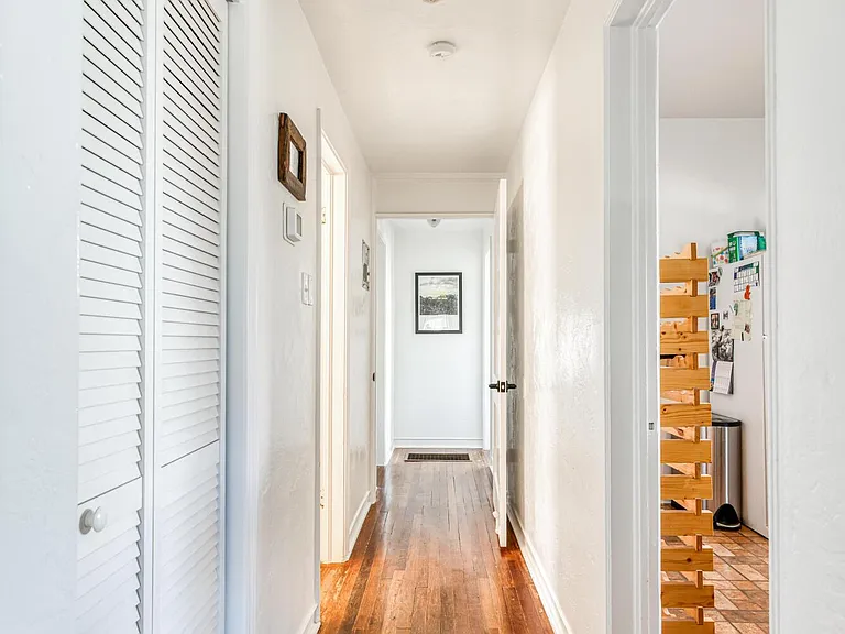 1300 Randolph Dr — Photo 35