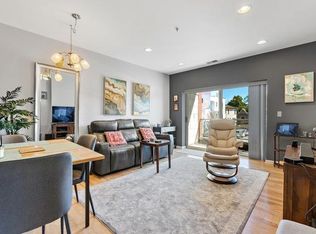 1224 Chicago Ave APT 204, Evanston, IL 60202