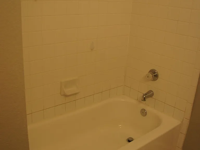 1839 Hillwood Dr — Photo 18