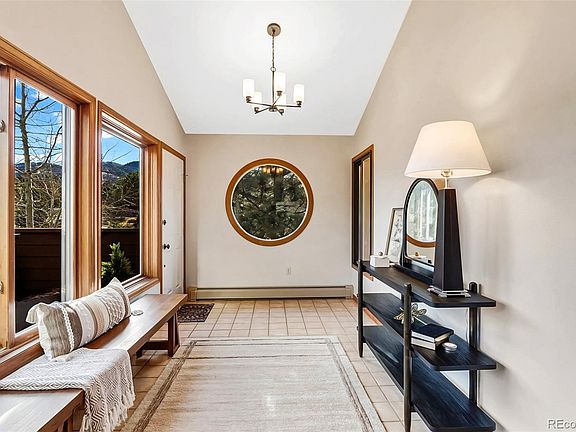 5th image of 6154 Meadowbrook Drive