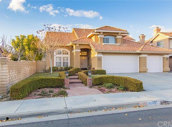 2nd image of 41427 Lily Ave