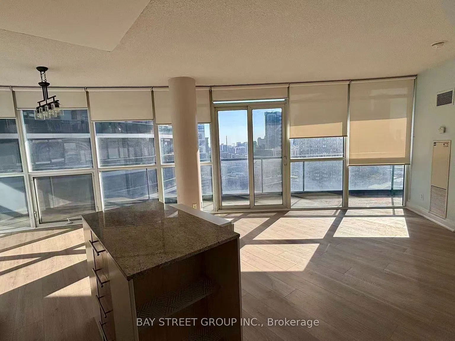 1 bed, $2,350 — Photo 3