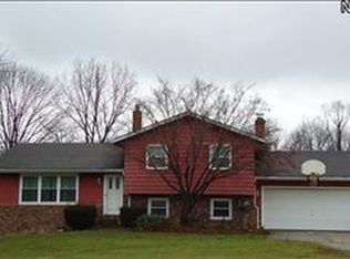 7477 Spencer Lake Rd, Medina, OH 44256