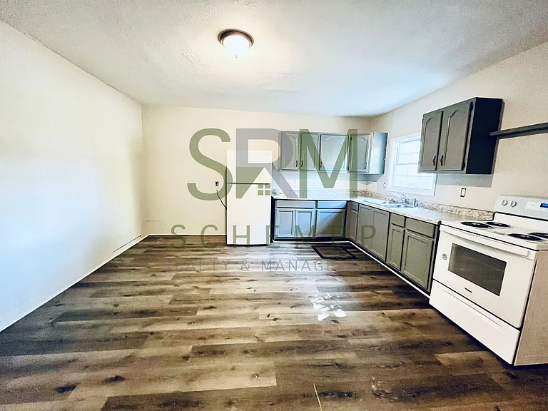 2300 W Madison St — Photo 12