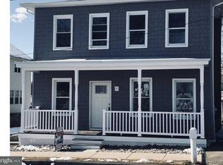18 Cemetery Ln, Bordentown, NJ 08505