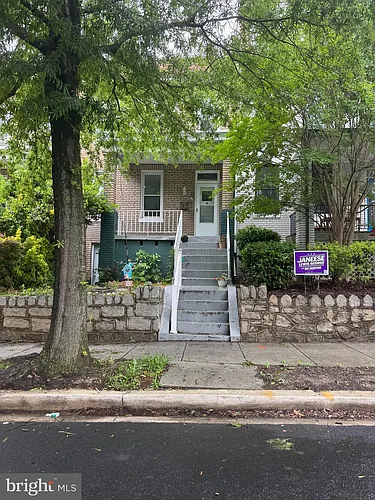 735 Princeton Pl NW Photo 1
