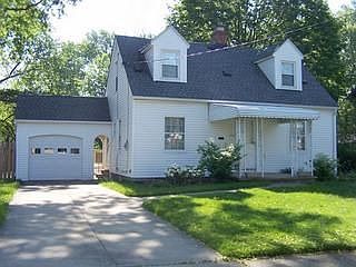 2nd image of 2039 10th St
