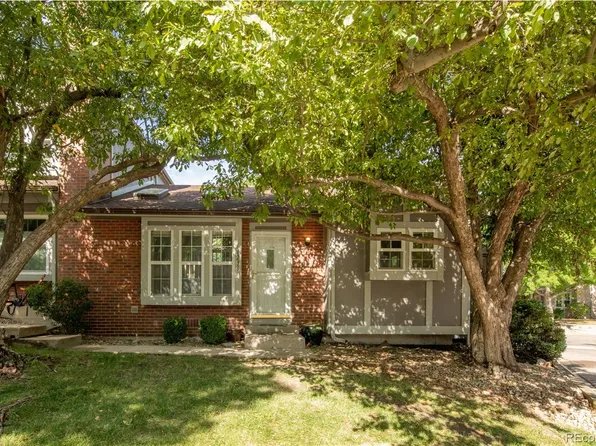 1233 S Flower Circle #A, Lakewood, CO 80232