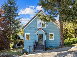 210 W Dakota Ave, Roslyn, WA 98941