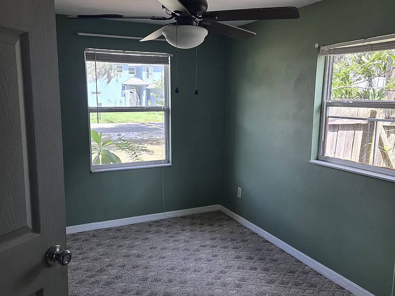 12020 Murray Ave — Photo 10