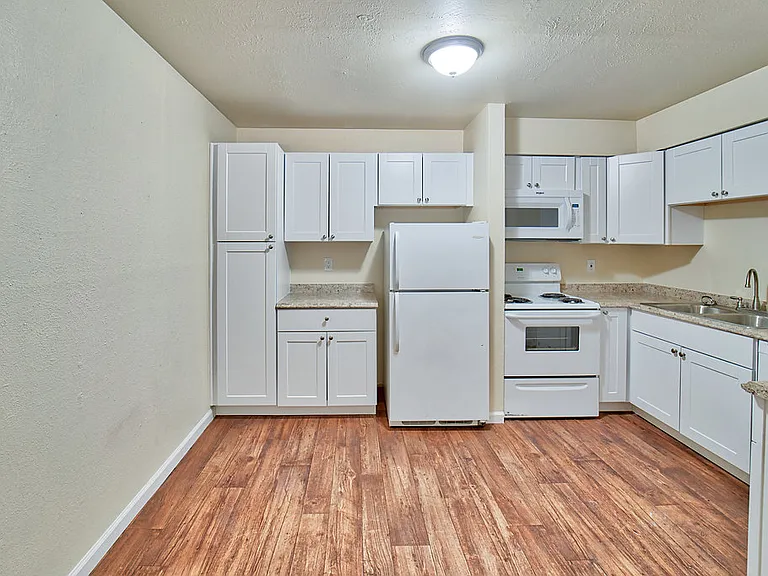 Kitchen1_07212024