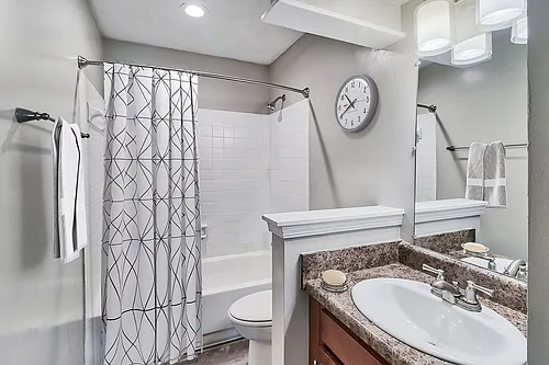 Vetra Hurstbourne Photo 1