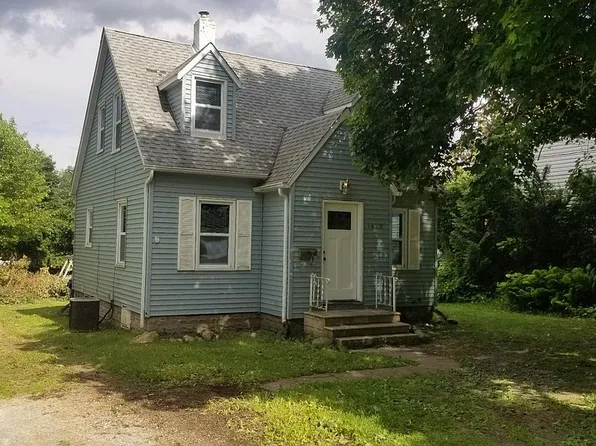 1429 Baltimore St, Waterloo, IA 50702