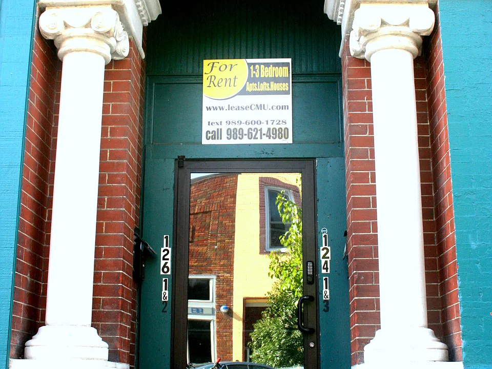 124 S Main St #3