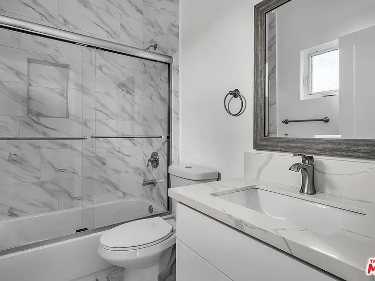 1108 Queen Anne Pl — Photo 7